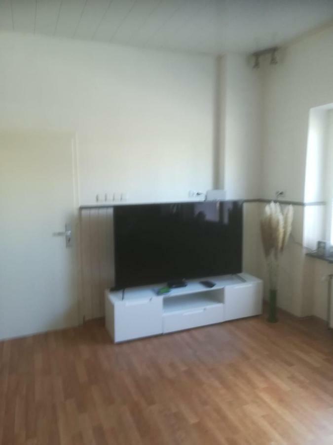 Zentral Gelegene Wohnung In Velbert-Mitte Екстер'єр фото
