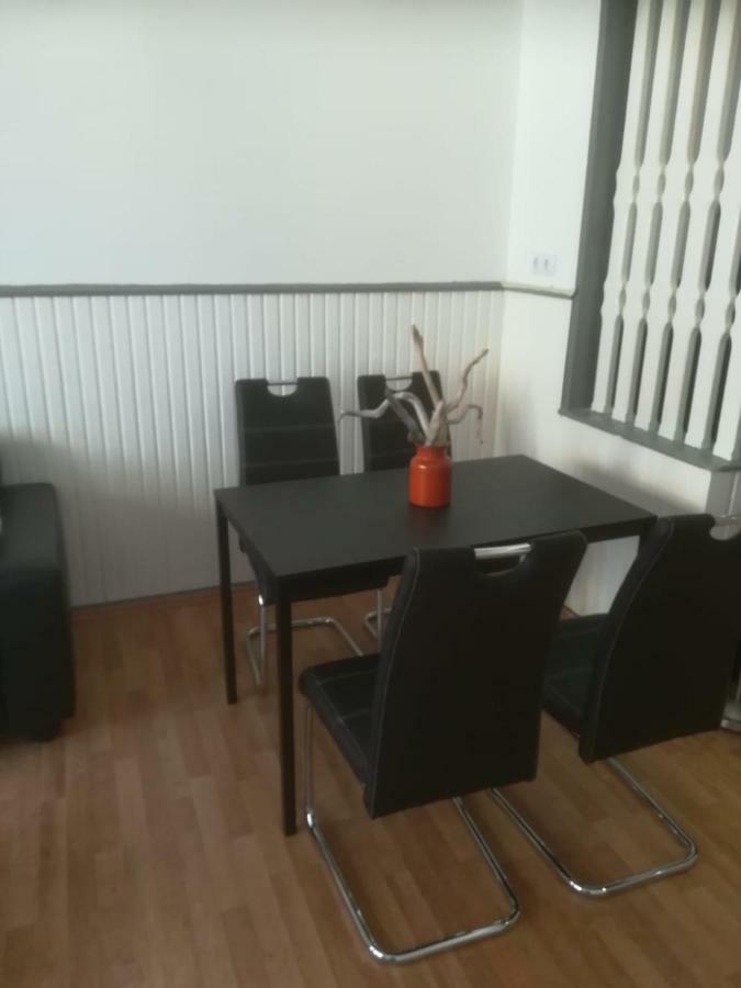 Zentral Gelegene Wohnung In Velbert-Mitte Екстер'єр фото